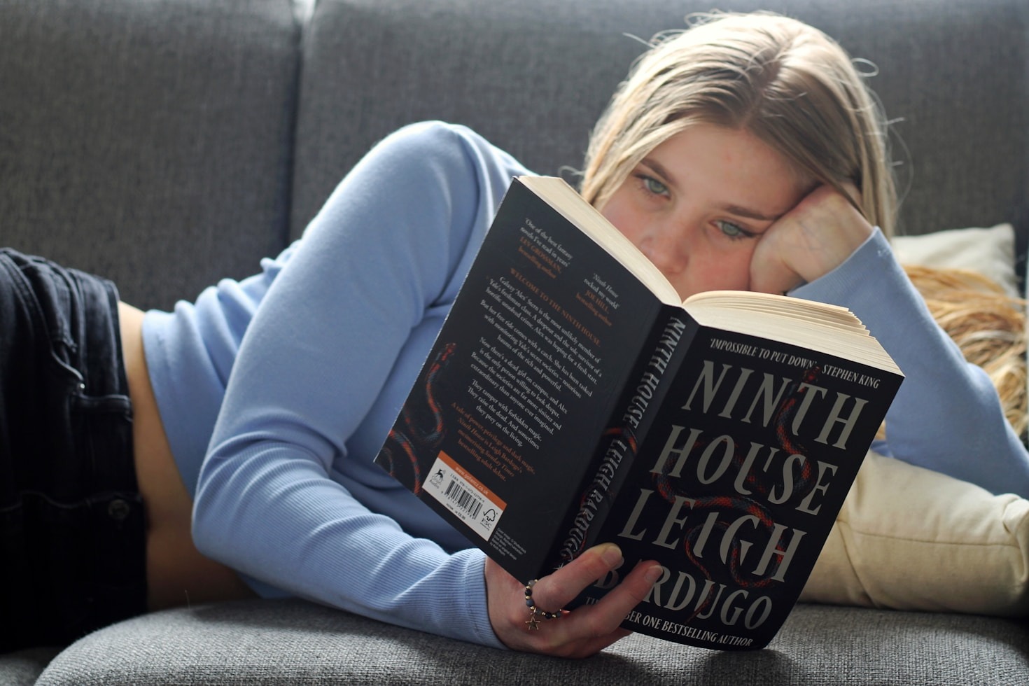 Behind the Laughs: Satirical Fanfiction Tips